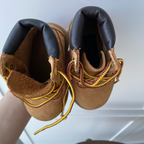 Timberland boots - baby size 4 - Picture 5 of 8